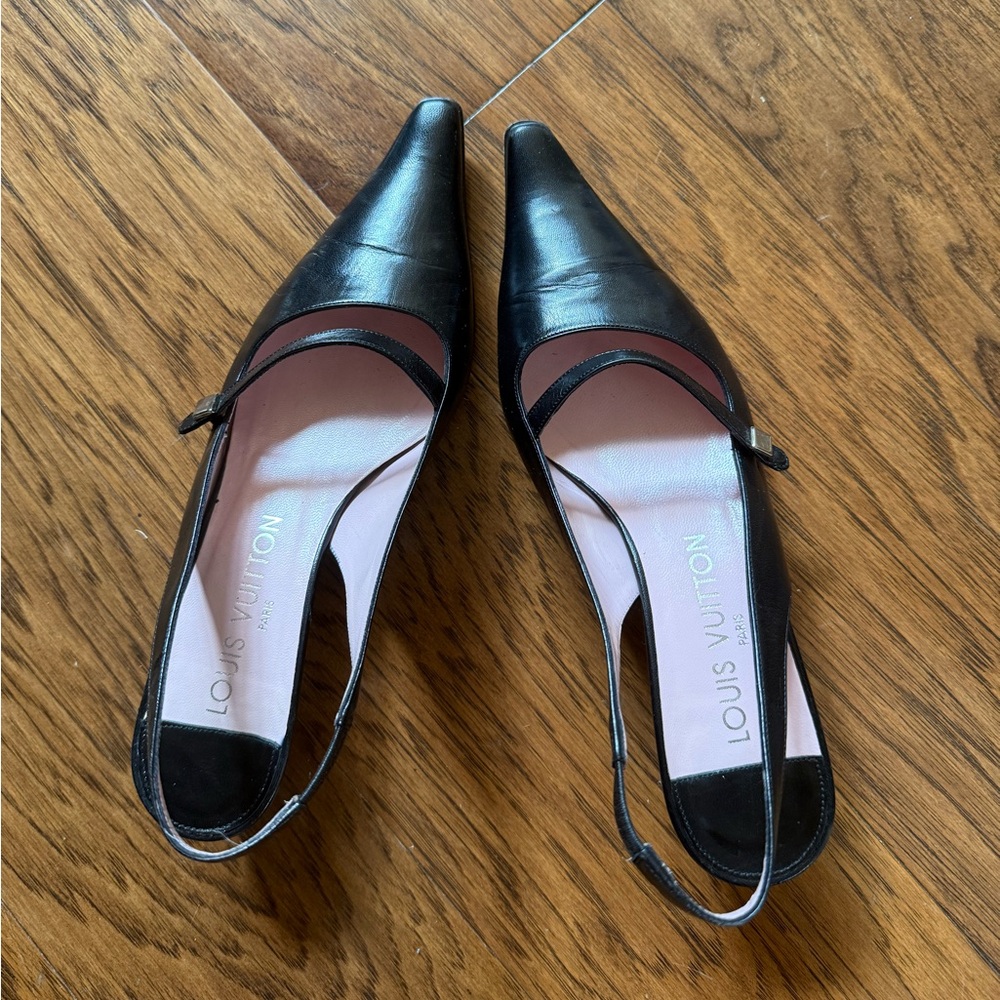 LOUIS VUITTON KITTEN HEELS